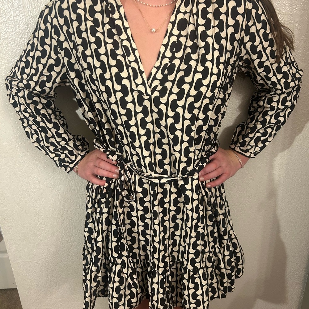 ZARA-Stylish Black and Cream Patterned Dress